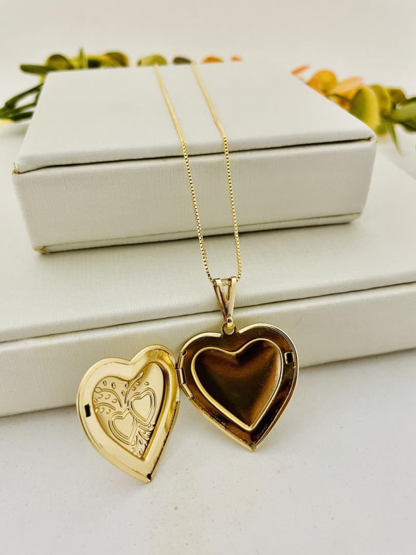 Relicário Formato Coração