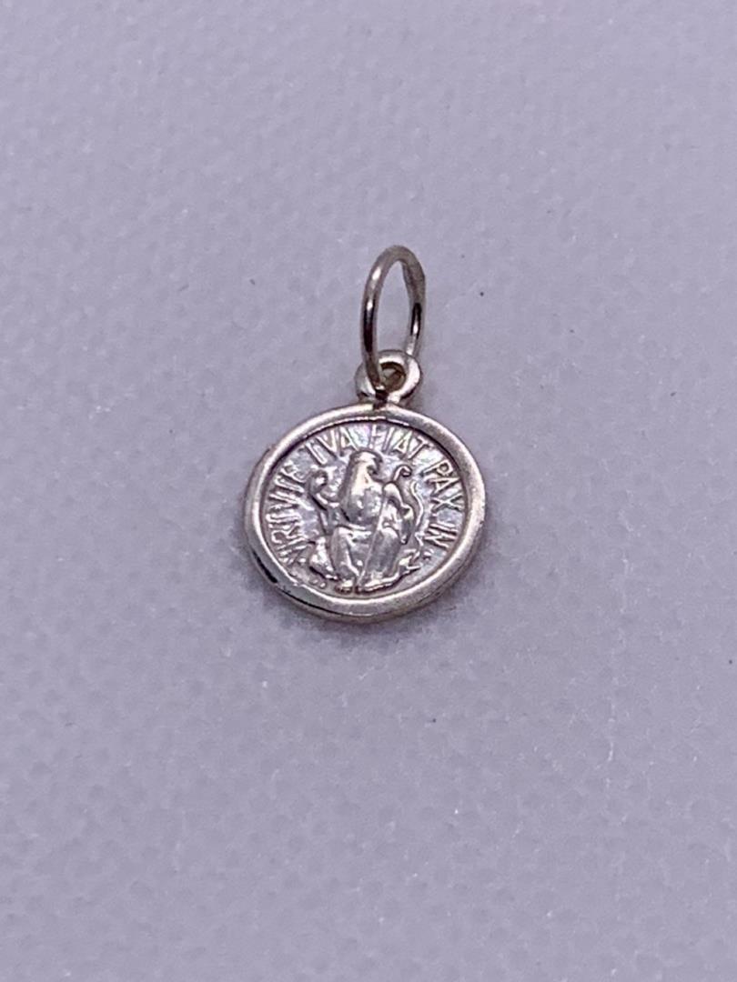 Pingente São Bento Tamanho P Em Prata 950