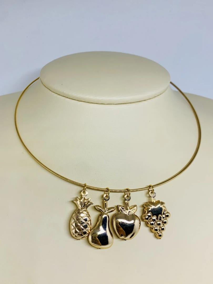 Aro Com Pingentes De Frutas