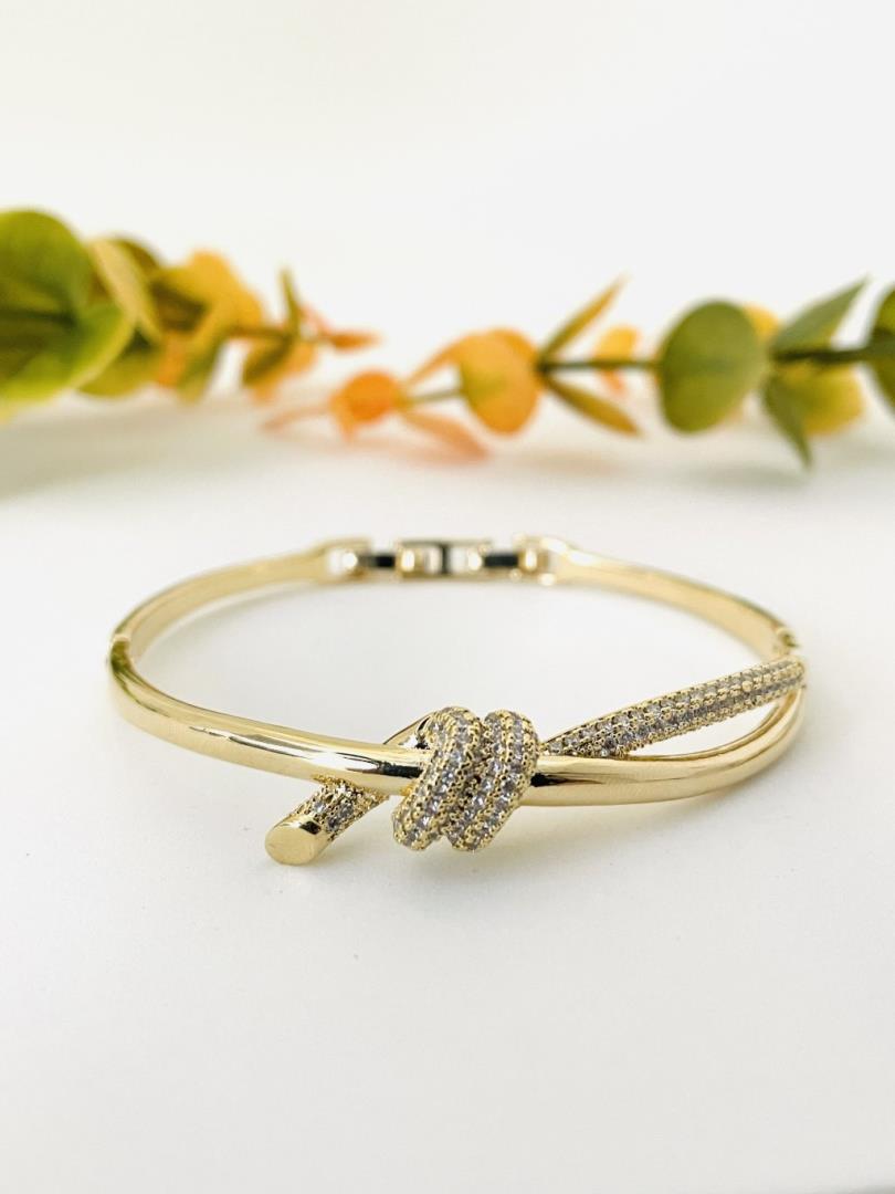 Bracelete Cravejado Inspiração Alta Joalheria