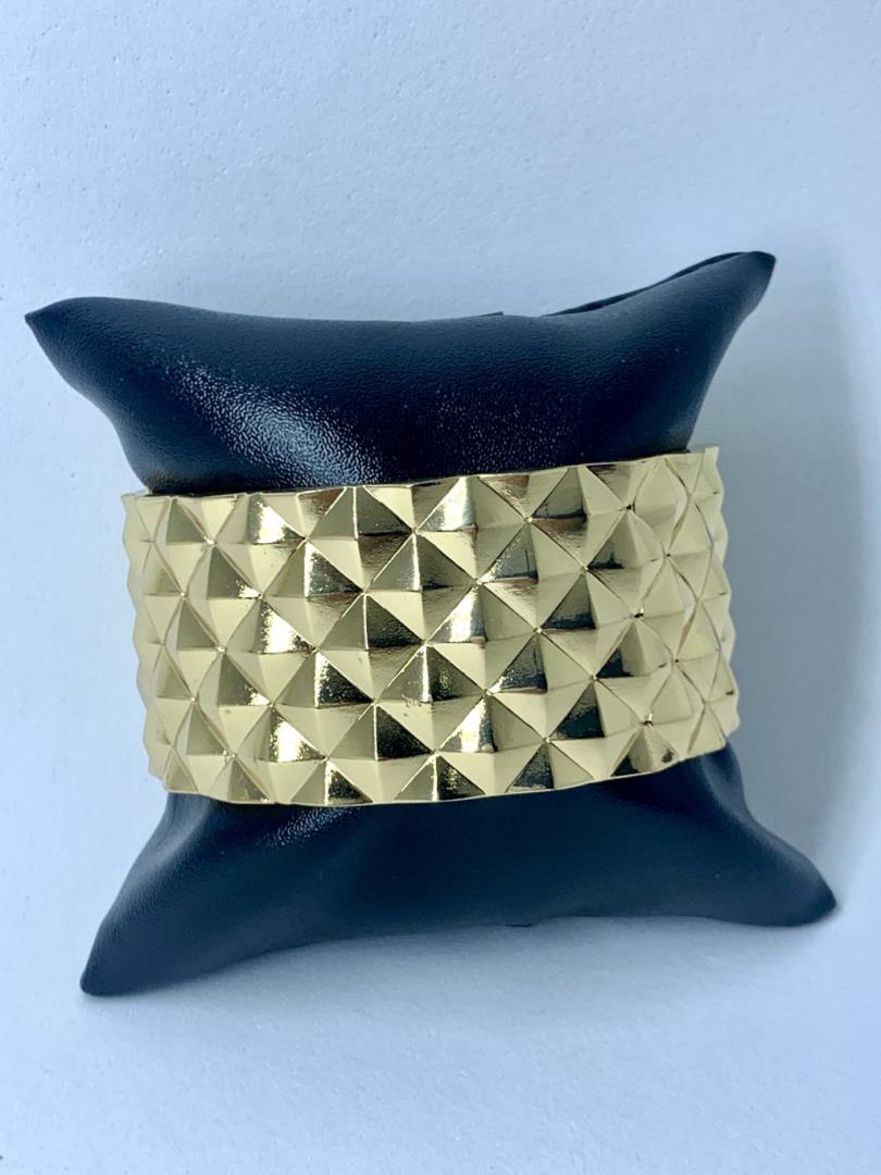 Bracelete Fechado Largo Banhado A Ouro