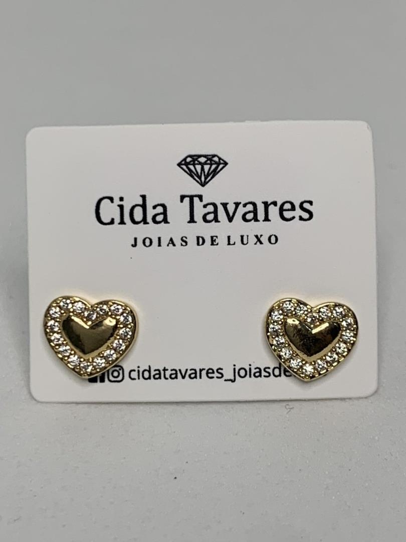 Brinco Coração Com Zircônias Cravejadas