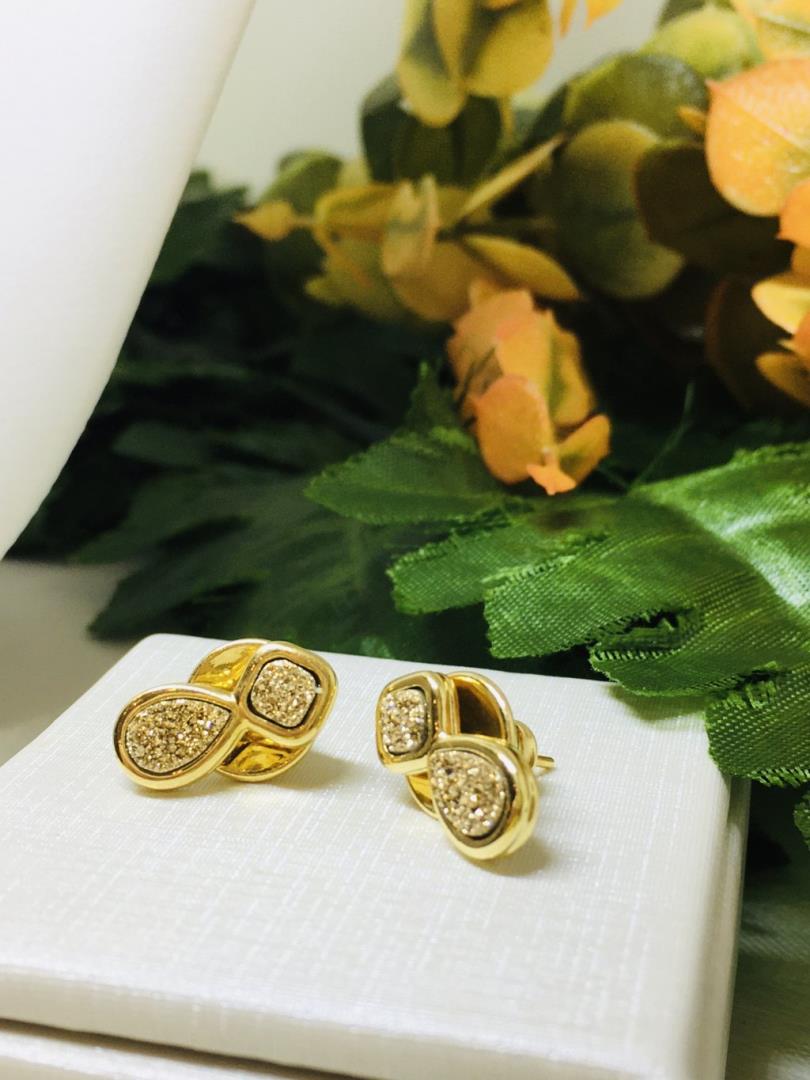 Brinco de Pedras Drusa Ouro