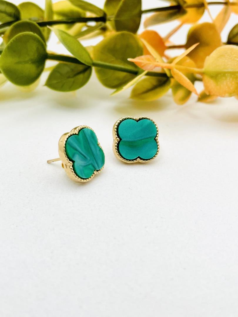 Brinco inspiração Alta Joalheria cor Verde Listrado