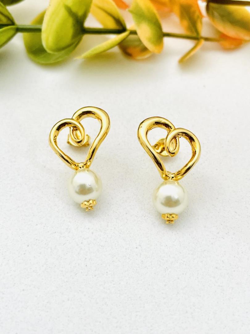 Brinco Love com Pérola