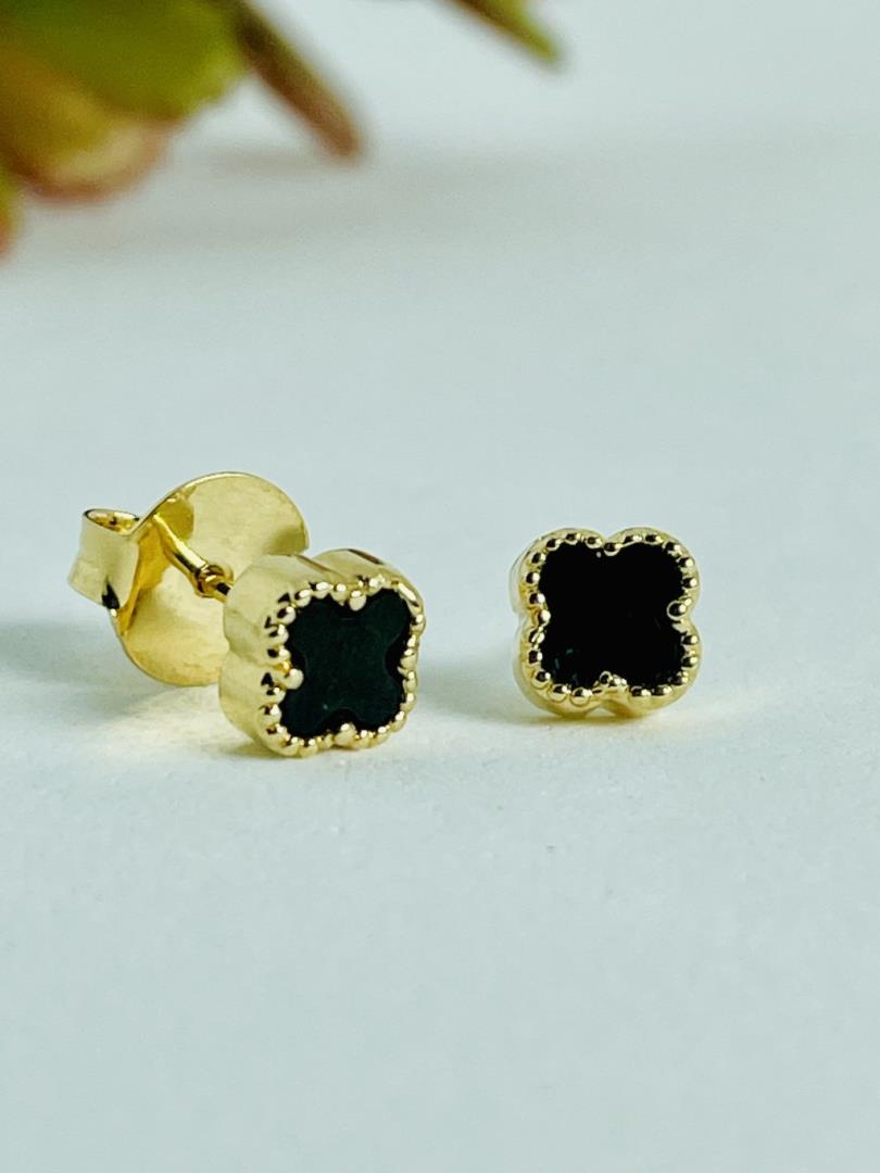 Brinco Mini Trevo Preto - Imagem 2