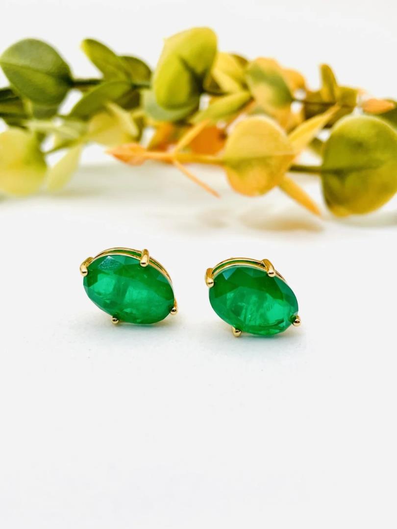 Brinco Oval Pedra Fusion Verde