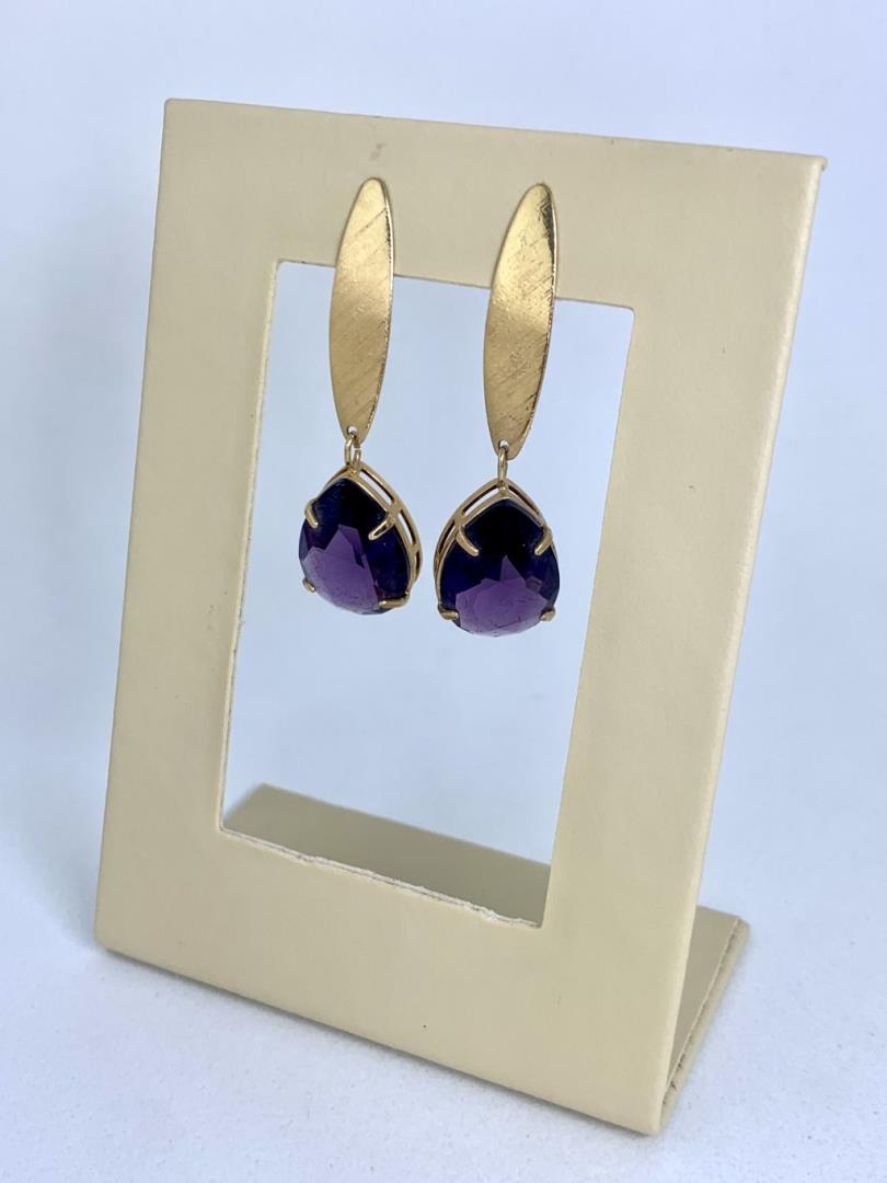 Brinco Pedra Lilás Formato Gota - Imagem 2
