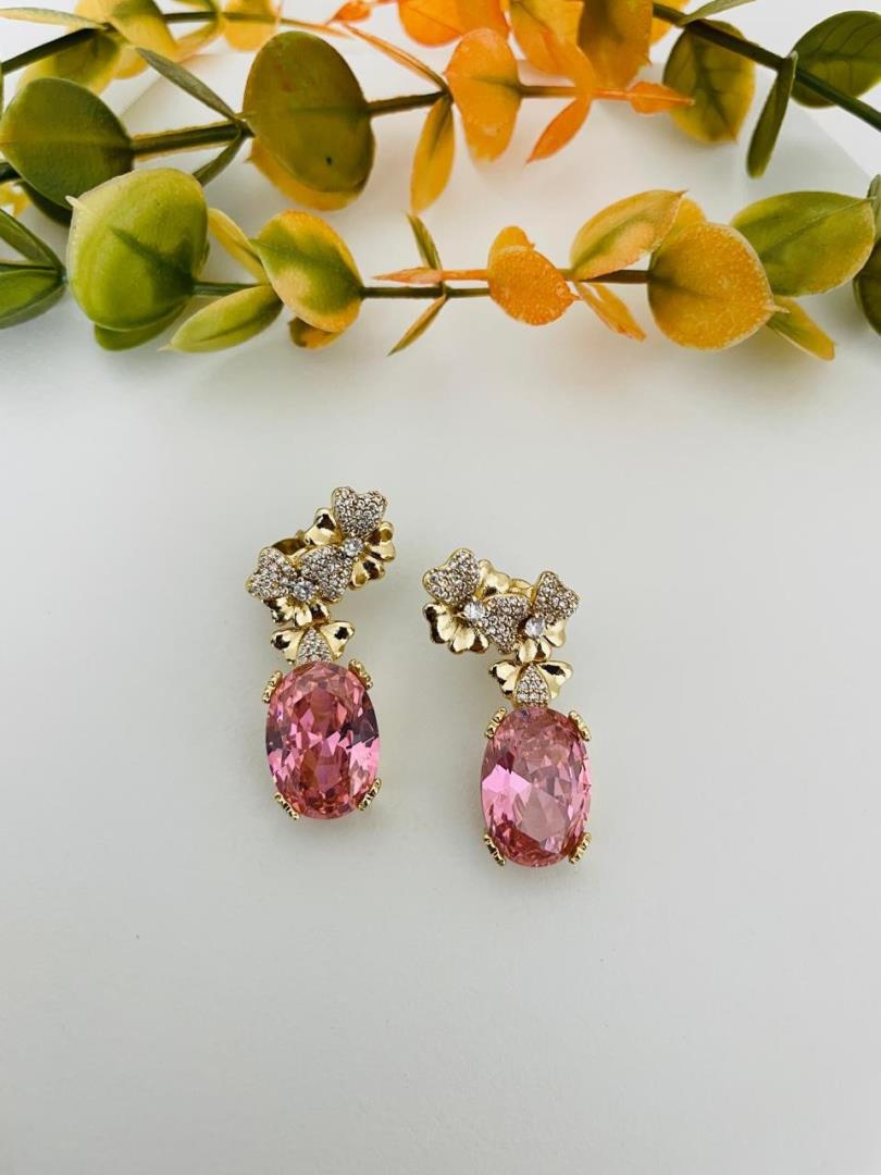 Brinco Pedra Rosê com Zircônias Cravejadas