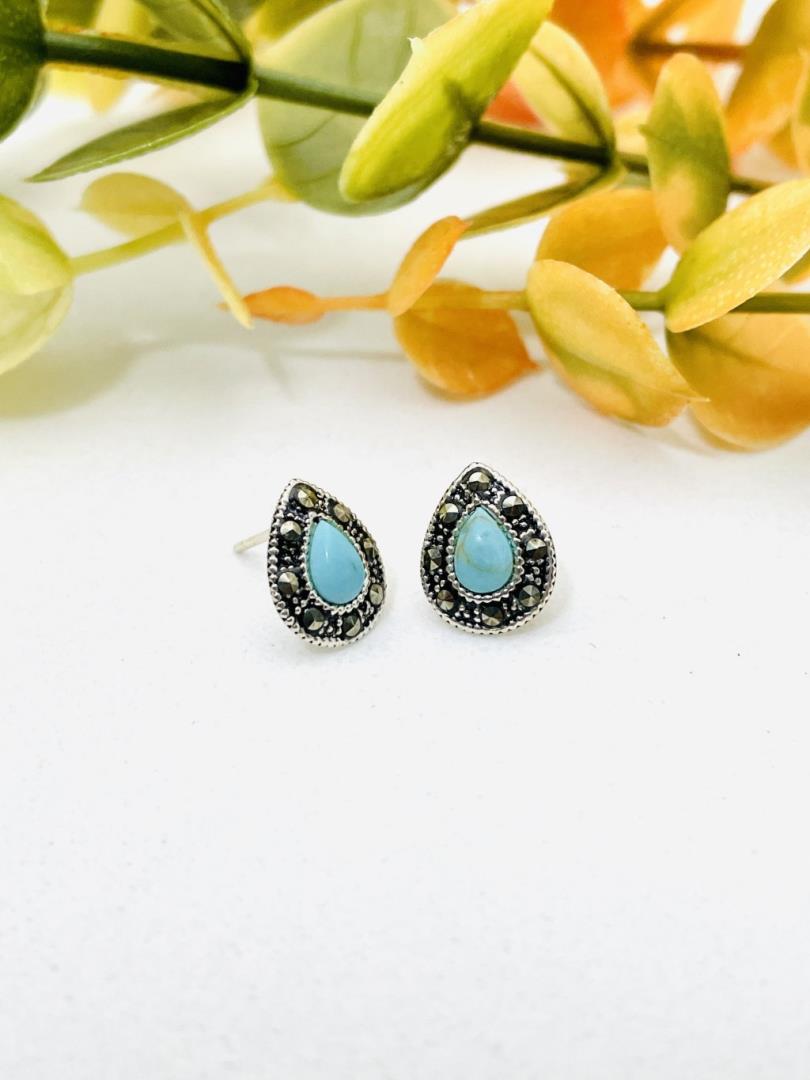 Brinco Prata Envelhecida Formato Gota Pedra Azul