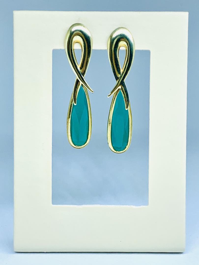 Brinco Tamanho Médio Pedra Verde Esmeralda