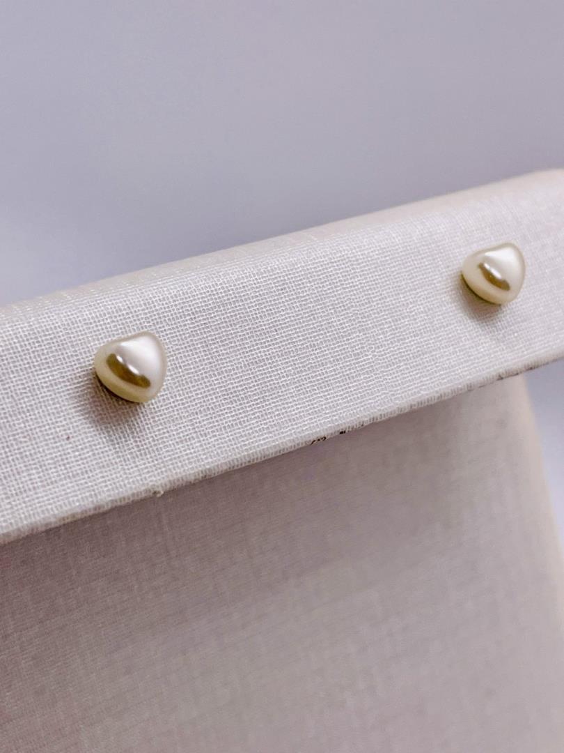 Brincos Tamanho P Formato Coração - Imagem 2