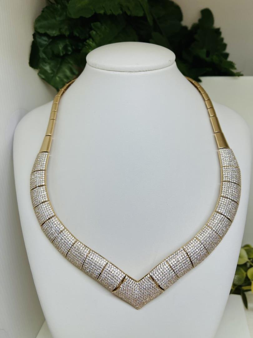 Colar Aro Lacraia Cravejado