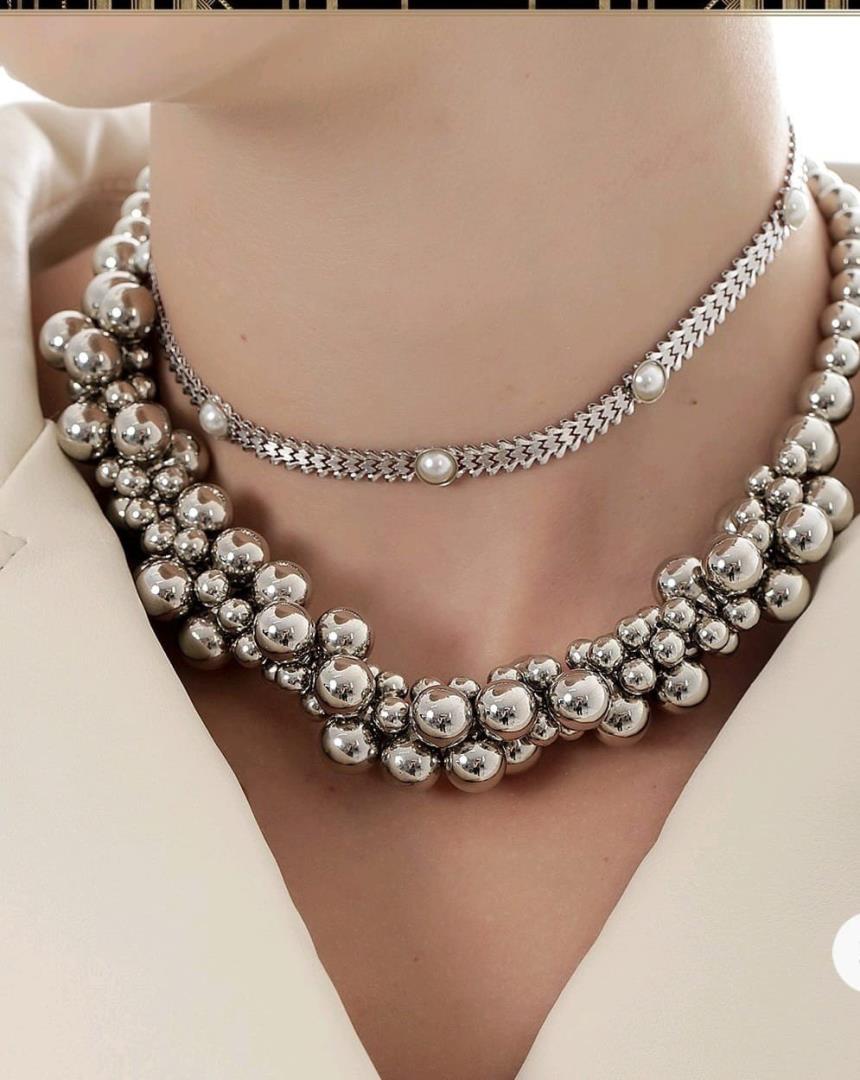 Colar Bolas 10 e 14 mm