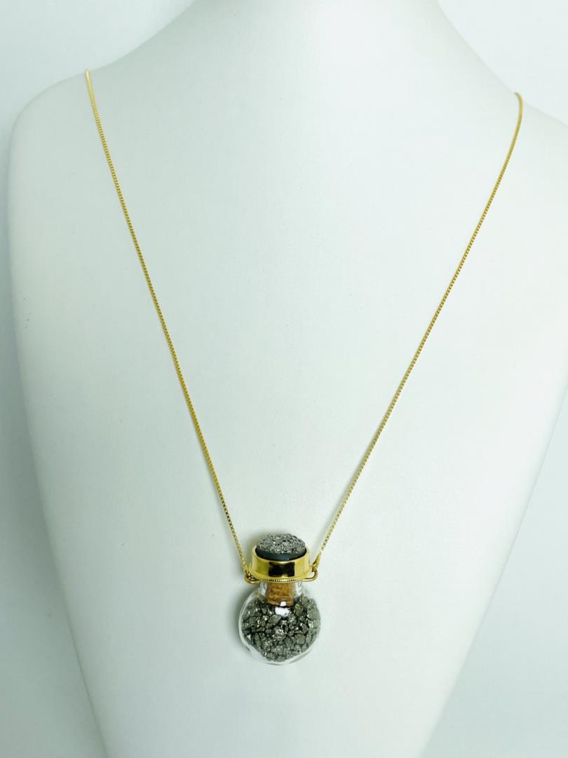 Colar com Pedra Drusa Titânio