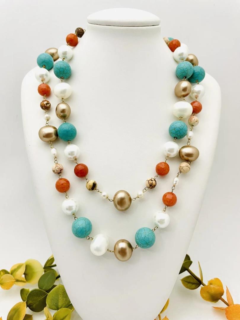 Colar de Luxo com Pérolas Shell e Pedras Coloridas