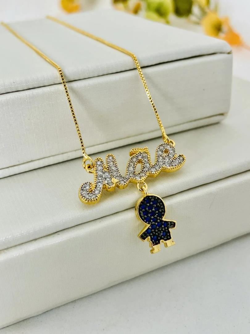 Colar Mãe com Pingente Menino Cravejado