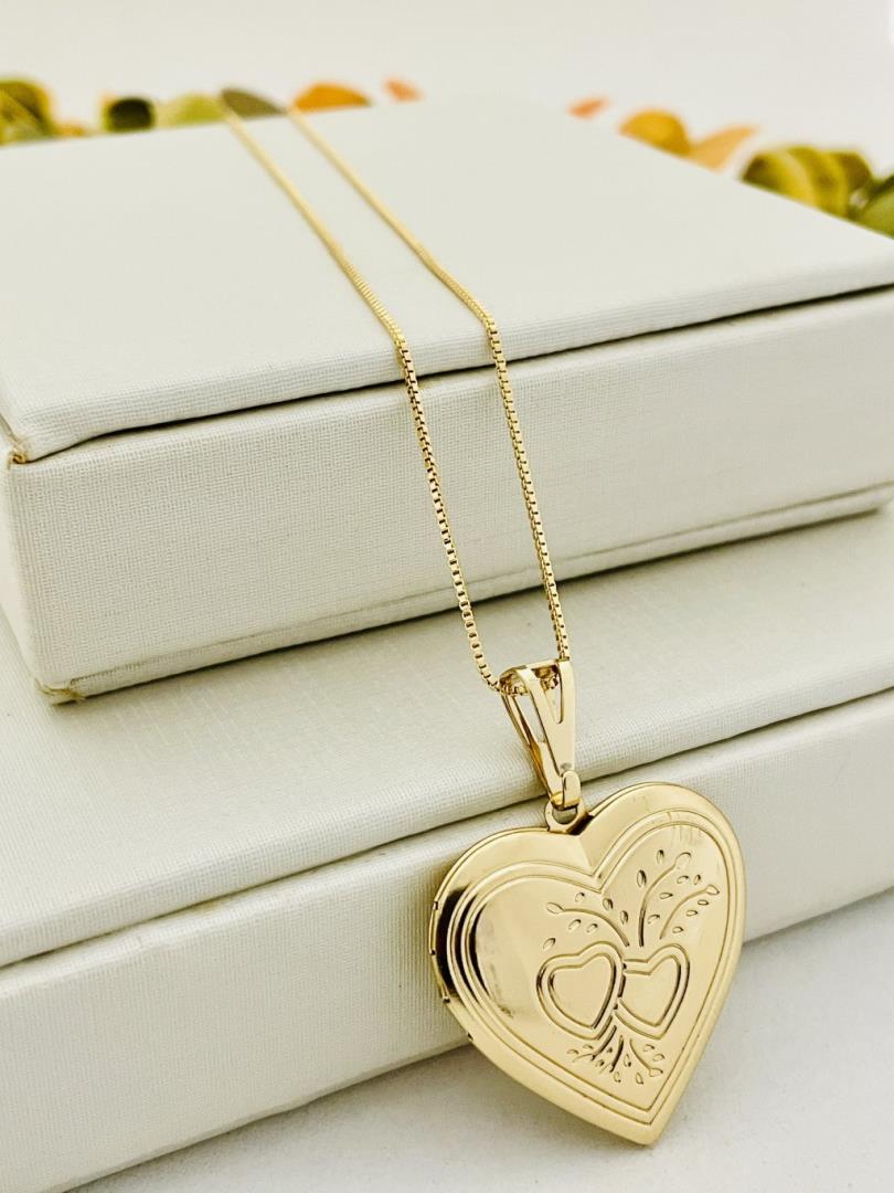 Colar Relicário Coração Corrente Veneziana