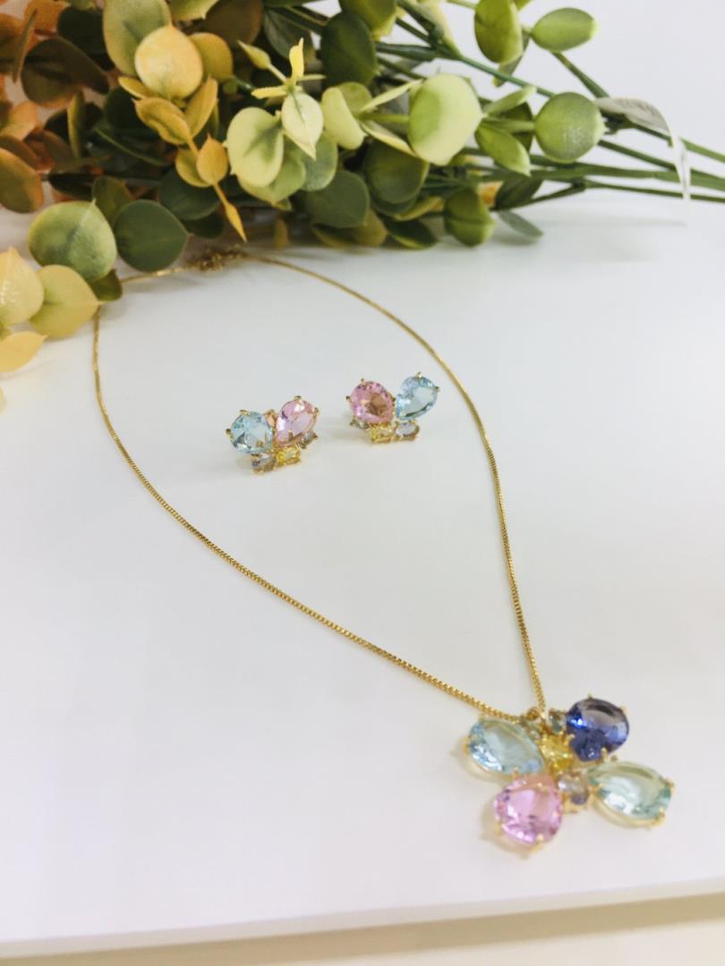 Conjunto Colar E brinco Borboleta Com Pedras Coloridas
