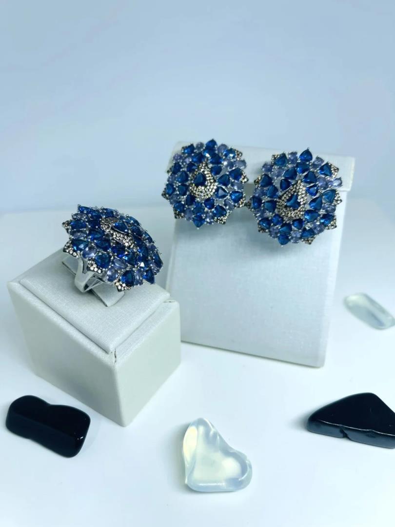 Conjunto de Luxo Anel e Brinco de Prata com Banho de Ródio