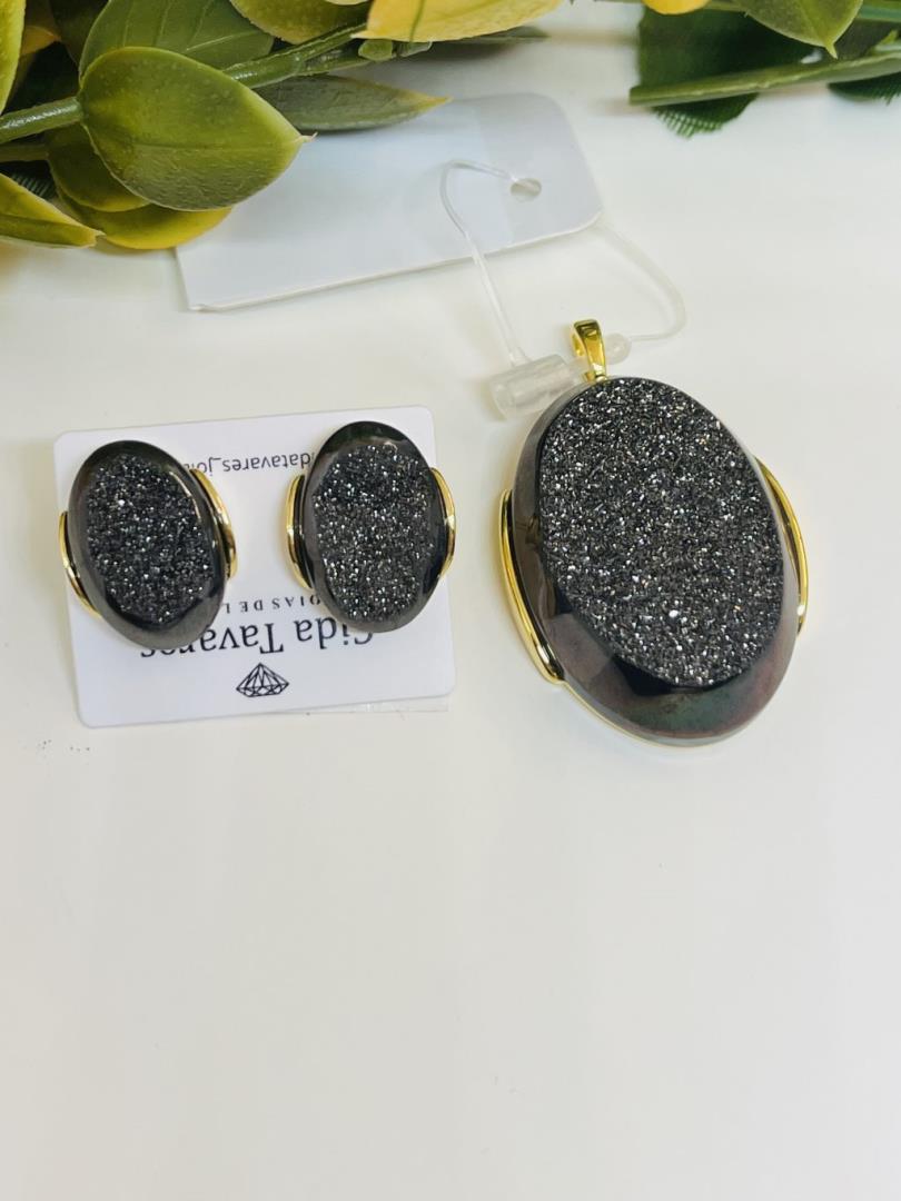 Conjunto de Pedras Drusa Negra