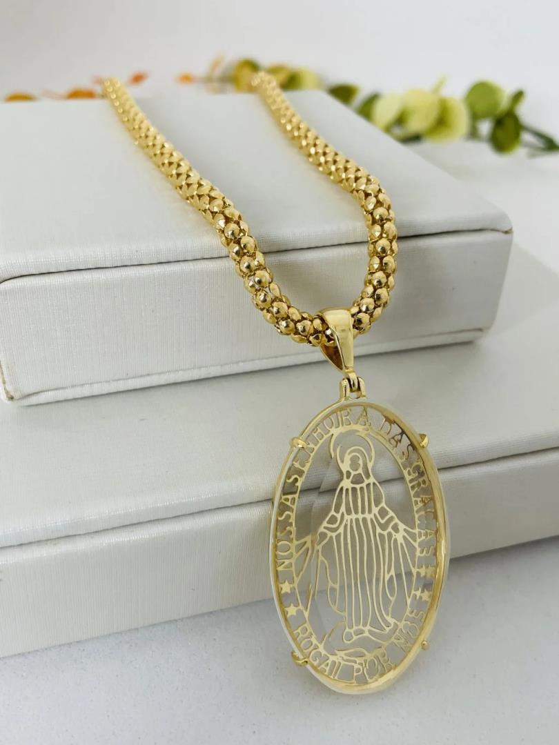 Corrente com Pingente