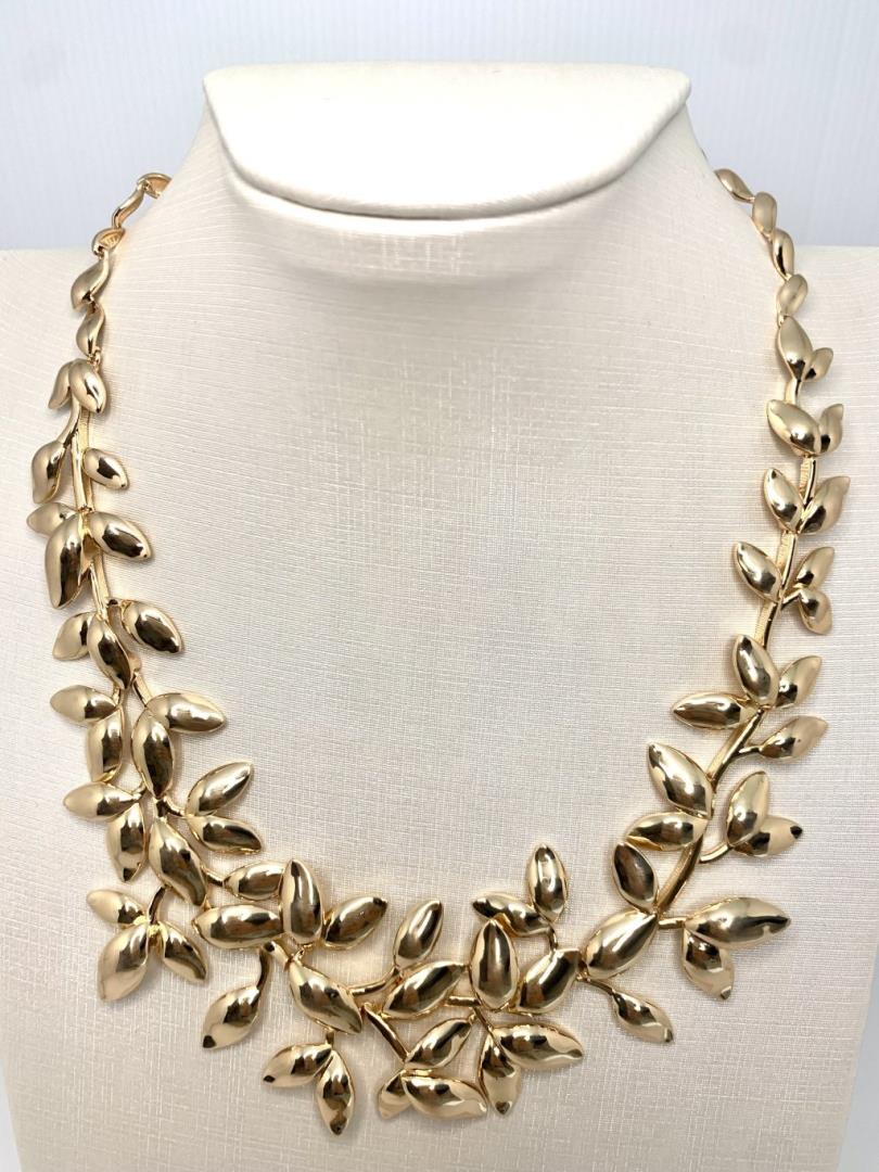 Gargantilha Com Galhos