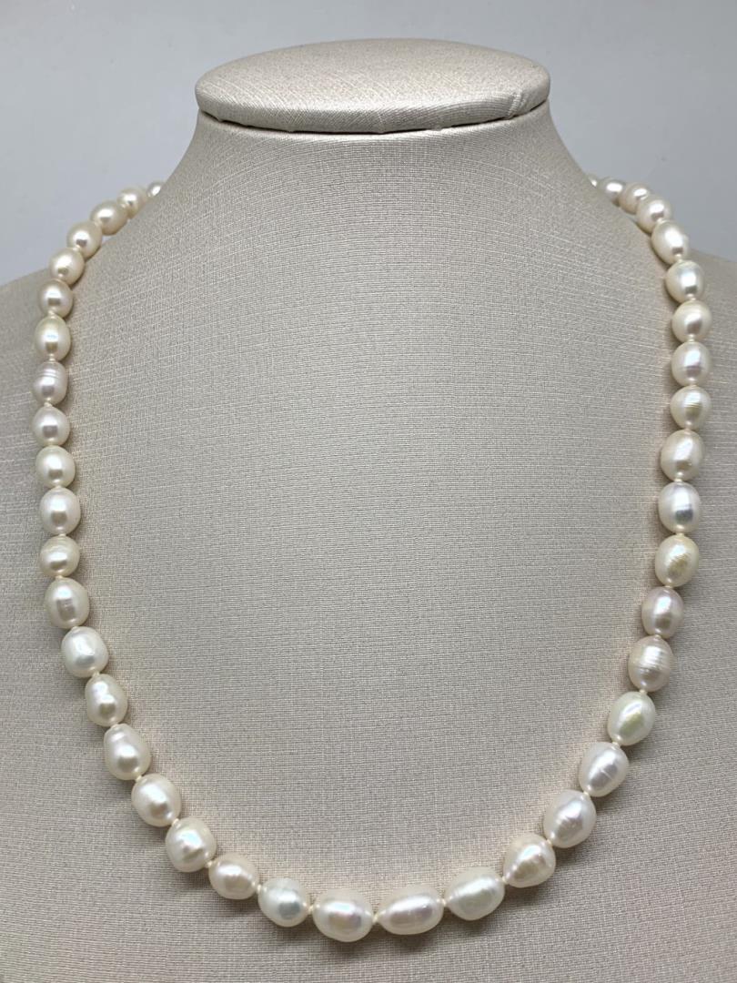 Gargantilha De Pérolas Cutivadas Com Fecho Bóia - Imagem 2