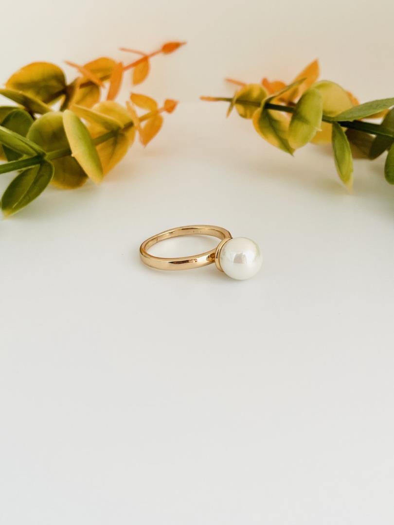 Anel de Pérola Sintética