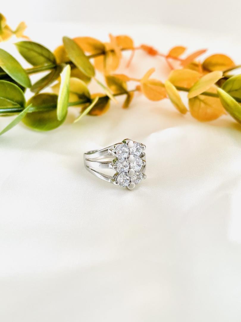 Anel de Prata com Banho de Ródio Aro 18