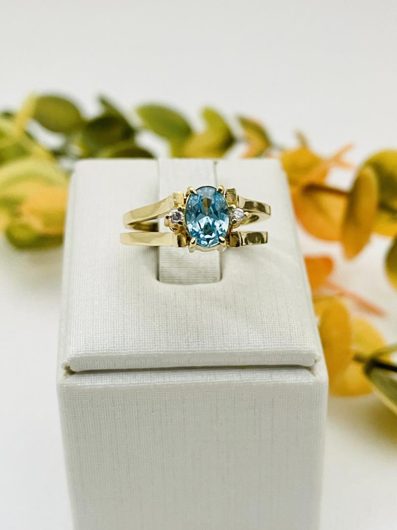 Anel duplo com Banho de Ouro 18k e Pedra Topázio Azul - Imagem 2