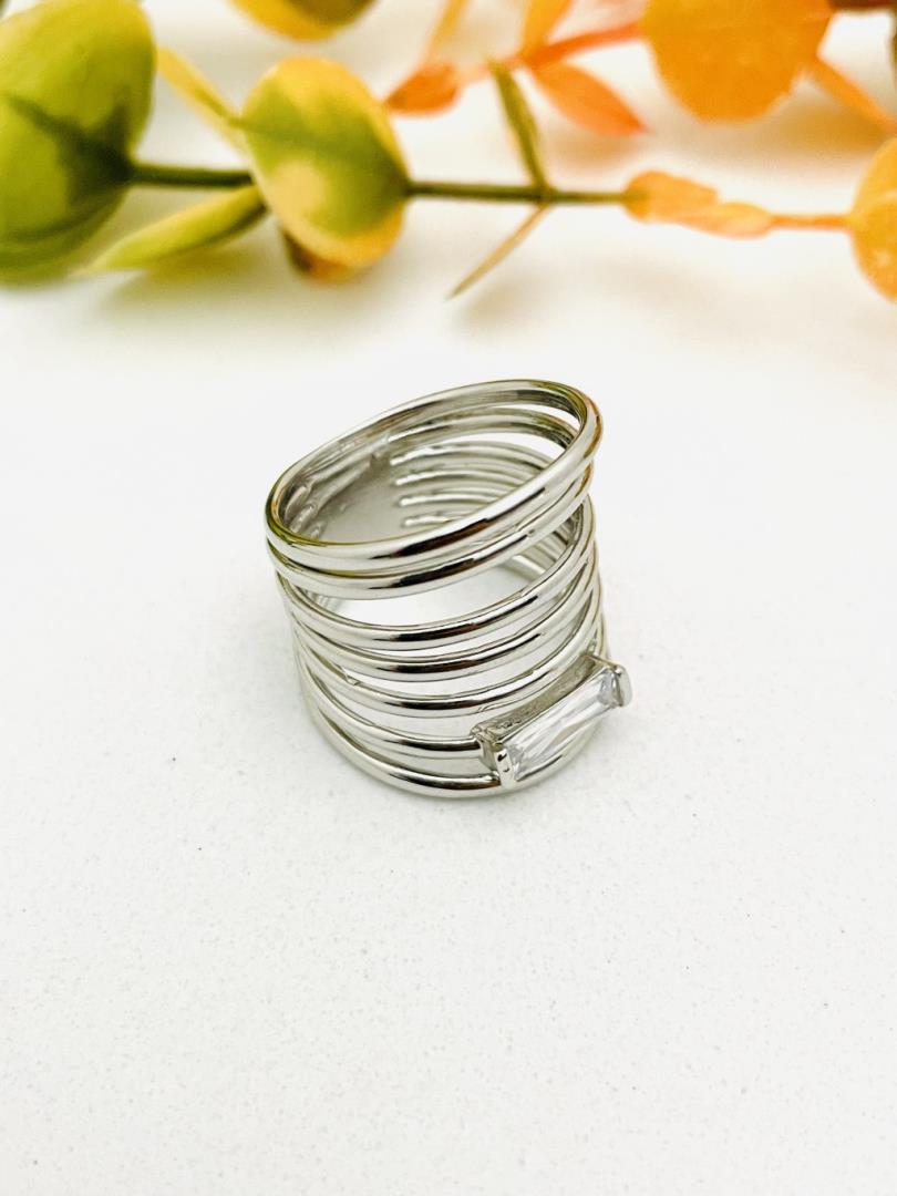 Anel Largo 7 Alianças com Pedra Cravejada