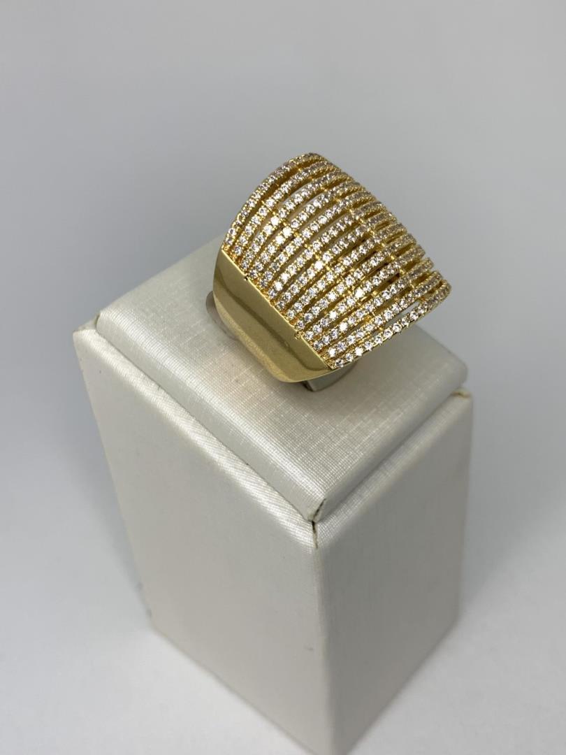 Anel Largo Com 13 Alianças Cravejadas