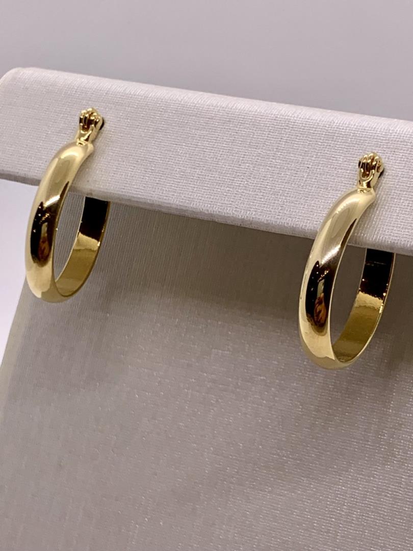 Argola Fechada Folheada A Ouro