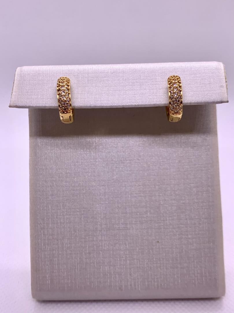 Argola Pequena Fechada Cravejada - Imagem 2