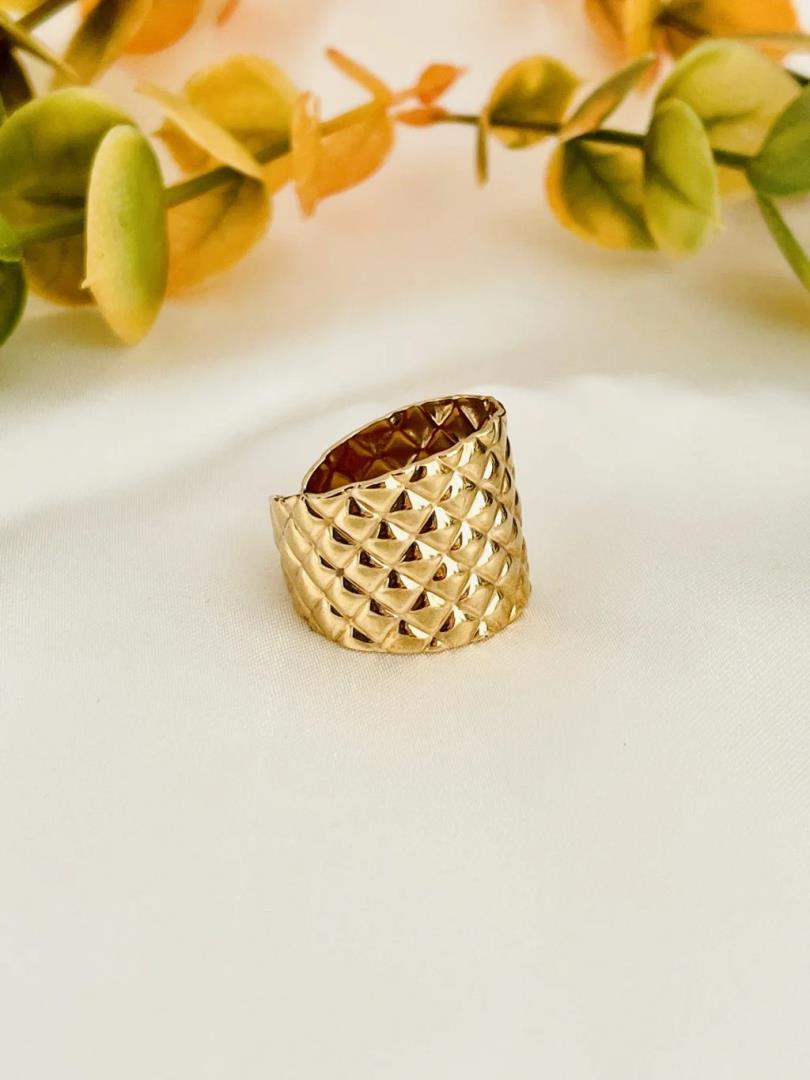 Anel Ajustável com Detalhes em Alto Relevo - Imagem 2