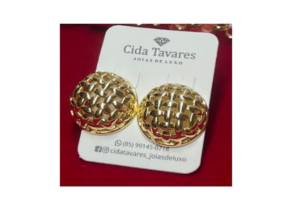 Brinco Formato Redondo Meia Esfera