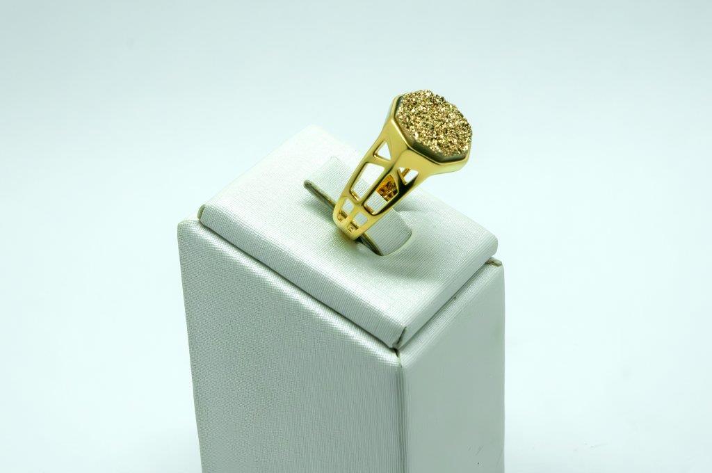 Anel Com Pedra Drusa Ouro