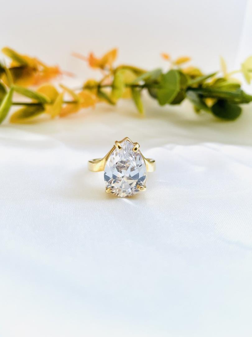 Anel com Pedra em Formato Gota - Imagem 2