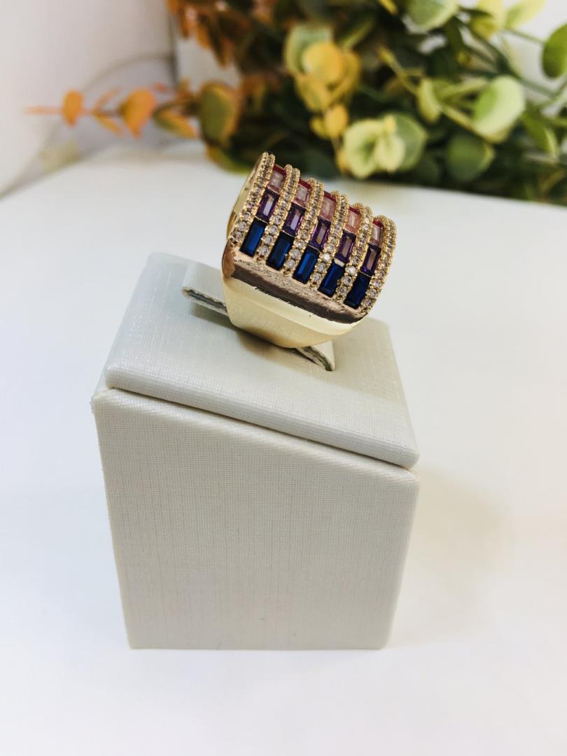 Anel Com Zircônias Coloridas Cravejadas - Imagem 2