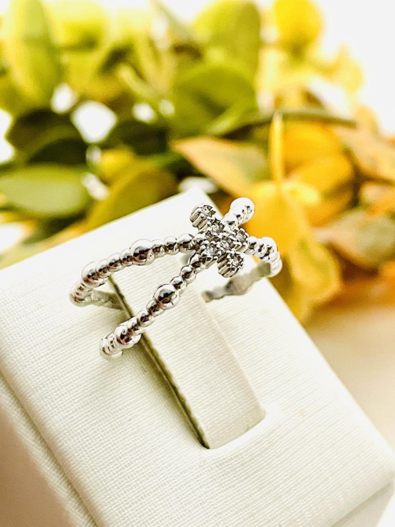 Anel Cruz com Banho de Ródio