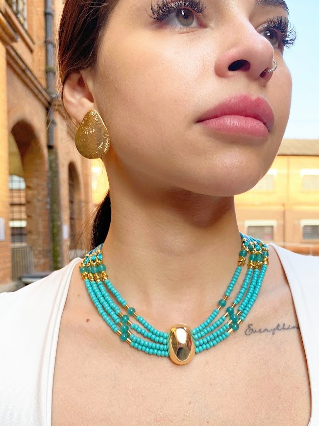 Gargantilha Missanga em Vidro, Pedra Olho de Gato e Metal Banhado