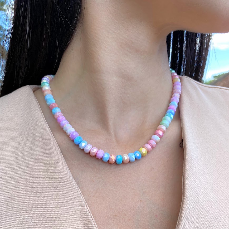 Colar com Pedras de Cristal e Vidro Fosco